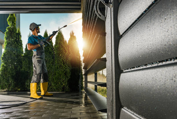 Best Roof Washing  in Gholson, TX